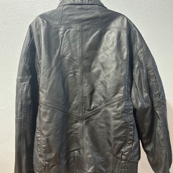 Vintage leather jacket - Picture 3 of 3